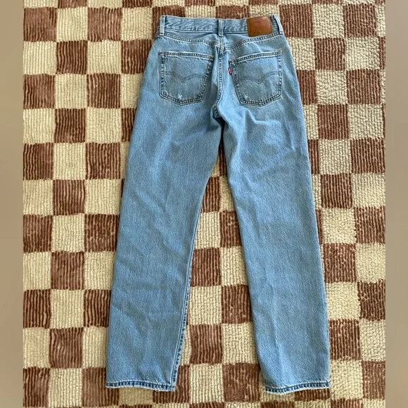 Levi's Women's Blue Jeans - Picture 4 of 6
